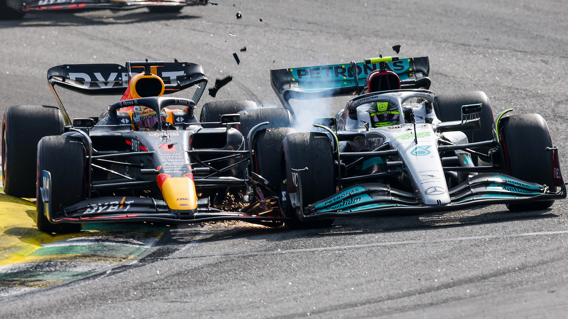 Verstappen ne comprend pas ses accrochages récurrents avec Hamilton - Crédit photo : F1
